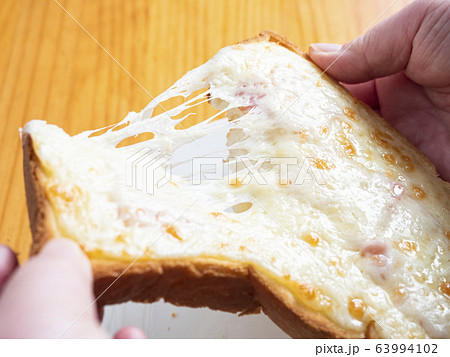 こんがりチーズトースト こんがりチーズトースト 63994102
