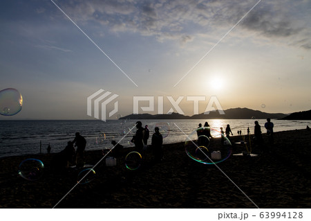 しゃぼん玉 63994128