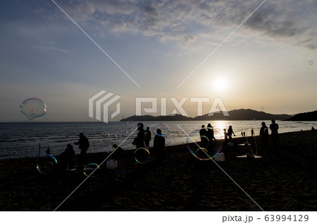 しゃぼん玉 63994129