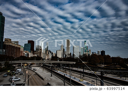 Views of downtown Chicago from Grant park Views of downtown Chicago from Grant park 63997514