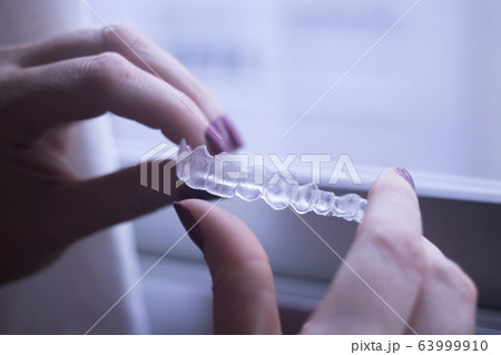 Clear dental teeth retainers 63999910