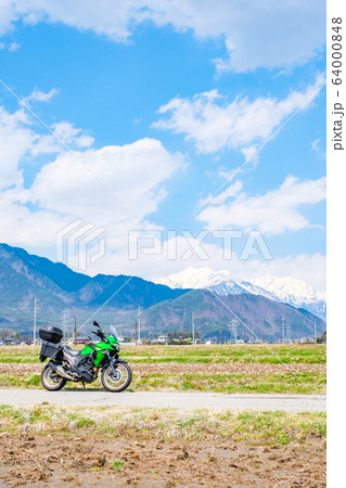 バイクツーリング(早春の安曇野) バイクツーリング(早春の安曇野) 64000848