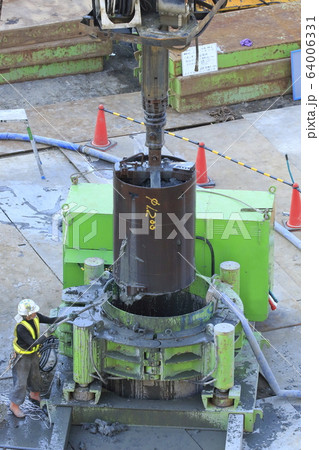 建築現場 基礎工事 建築現場 基礎工事 64006331