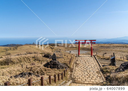 箱根駒ヶ岳 箱根元宮から相模湾を眺める 箱根駒ヶ岳 箱根元宮から相模湾を眺める 64007899