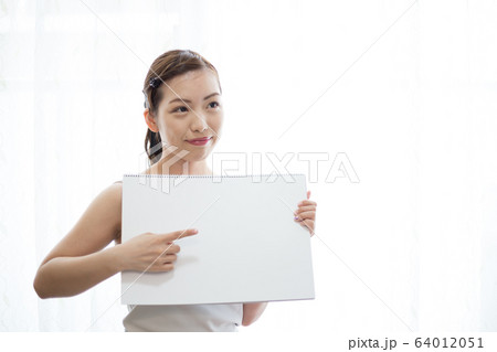 女性 女 女の子 スケッチブック 女性 女 女の子 スケッチブック 64012051