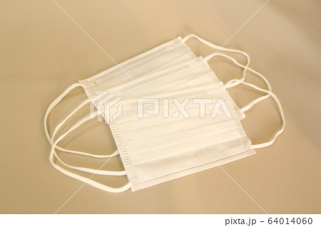 マスク背景白 64014060