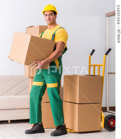 Transportation worker delivering boxes to house 64016955