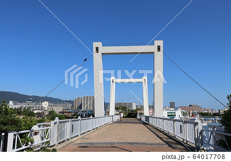西宮市 可動橋の御前浜橋 西宮市 可動橋の御前浜橋 64017708