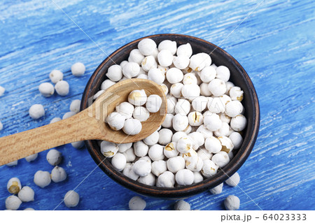 dry chickpeas in a plate dry chickpeas in a plate 64023333