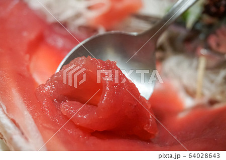 まぐろの中落ち まぐろの中落ち 64028643