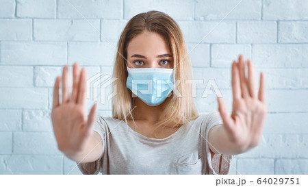 Stay at home on time quarantine coronavirus 64029751