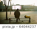 高齢者 老人 広場 64044237