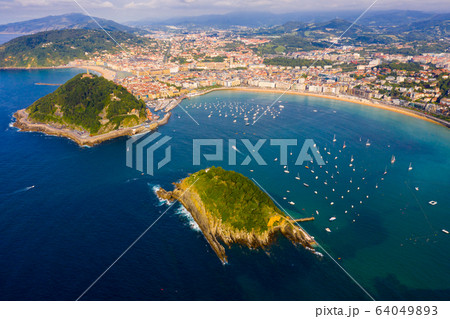 Aerial view of San Sebastian, Spain 64049893