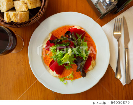 Stuffed piquillo peppers with cod 64050879