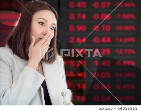 Businesswomen ceo manager shock worry and serious stock exchange trading market and crude oil opec down Fell to the lowest red number blackboard investment chart graph worldwide global Businesswomen ceo manager shock worry and serious stock exchange trading market and crude oil opec down Fell to the lowest red number blackboard investment chart graph worldwide global 64053818