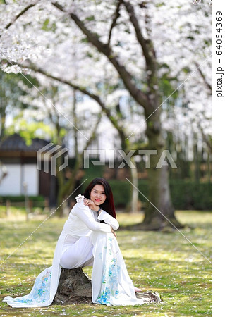 アオザイ 64054369