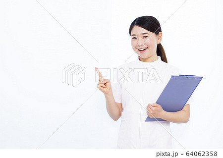 30代女性 看護師 30代女性 看護師 64062358