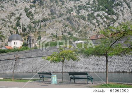モンテネグロ、コトル、城壁、シュクルダ川、聖ニコラ教会 64063509