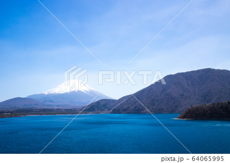 富士山　快晴　雪 64065995
