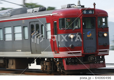しなの鉄道115系(流し撮り) しなの鉄道115系(流し撮り) 64066496