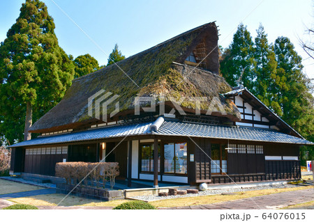 山の本陣　舟見ふるさとの森　入善町 64076015