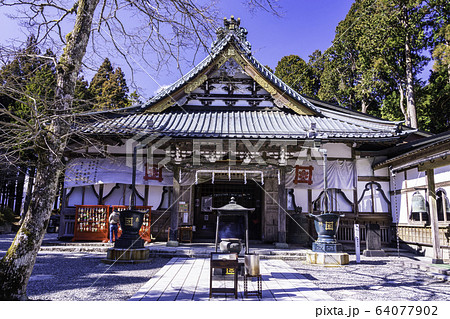（山梨県）身延山・奥の院　祖師堂 64077902