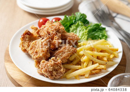 揚げ物 64084338