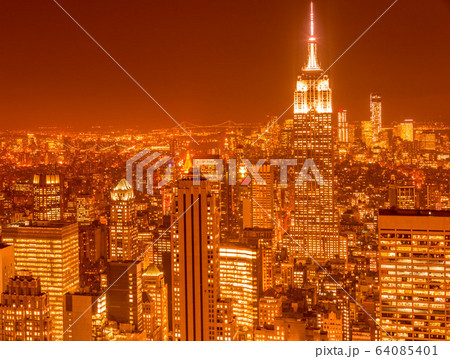 View of New York Manhattan during sunset hours 64085401