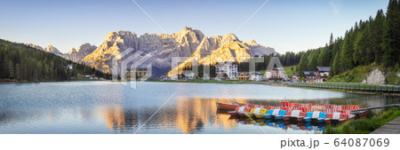 Traveling to beautiful Alps in summer. Lago di Misurina Traveling to beautiful Alps in summer. Lago di Misurina 64087069