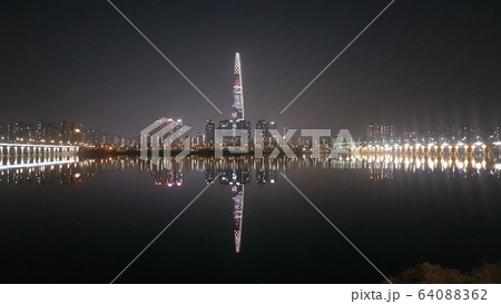 漢江 夜景 ロッテワールドタワー 64088362