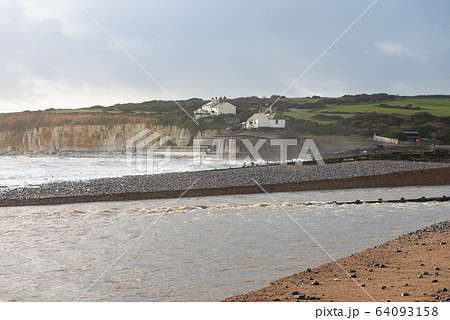 Park near the cliffs. Park near the cliffs. 64093158
