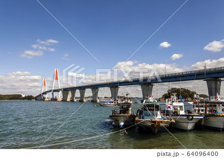 風景 足 橋 64096400
