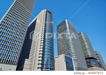 大阪中之島の高層ビル群 大阪中之島の高層ビル群 64097872