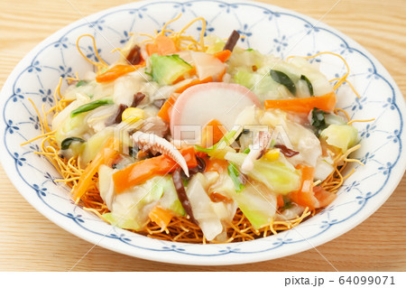 皿うどん 皿うどん 64099071