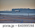 飛行機 64099598