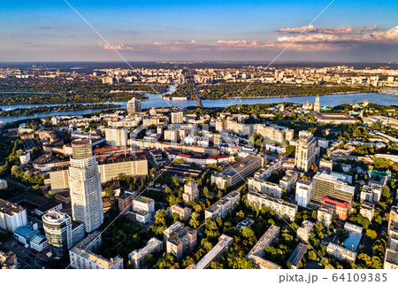 Aerial view of Pechersk, a central neighborhood of Kiev, Ukraine 64109385