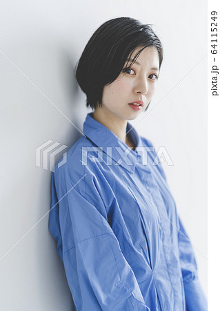 女性 64115249