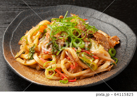 焼きうどん 64115825