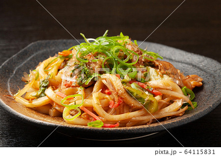焼きうどん 焼きうどん 64115831