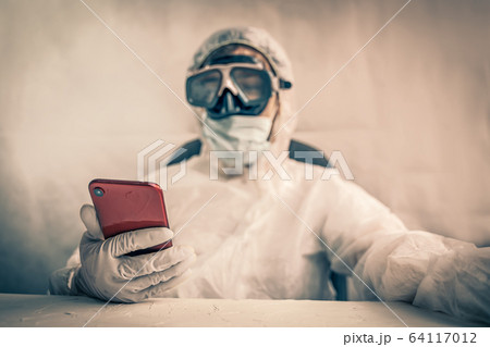 Doctor Virologist. 64117012