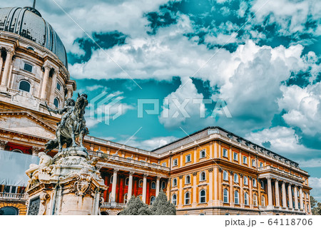 Styatue of Savoyai Eugen, near the Royal Palace Styatue of Savoyai Eugen, near the Royal Palace 64118706