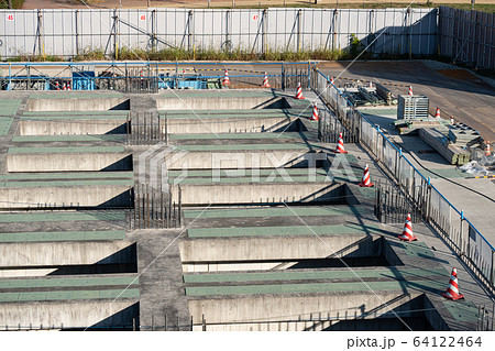 下水処理場・工事現場 64122464