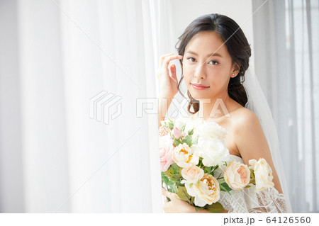 綺麗 女性 花嫁 ブライダル 結婚 ドレス モデル 人物 素材 綺麗 女性 花嫁 ブライダル 結婚 ドレス モデル 人物 素材 64126560