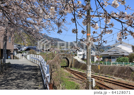 日本一短いトンネル　(川尻トンネル) 64128071