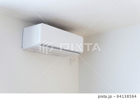 新築室内のエアコン 64138564