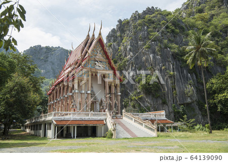 ASIA THAILAND PRANBURI WAT KHAO DAENG 64139090
