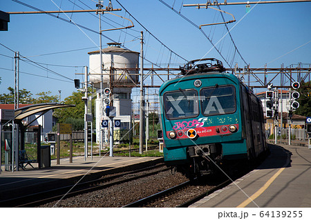 イタリア観光:イタリアの鉄道 イタリア観光:イタリアの鉄道 64139255
