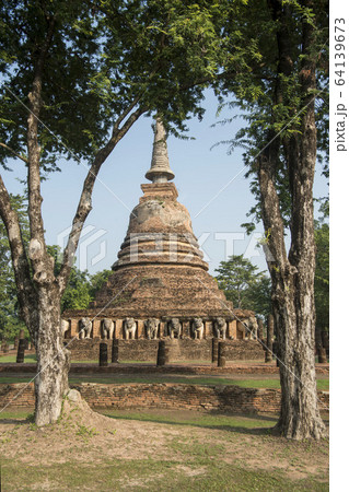 ASIA THAILAND SUKHOTHAI WAT CHANG LOM ASIA THAILAND SUKHOTHAI WAT CHANG LOM 64139673