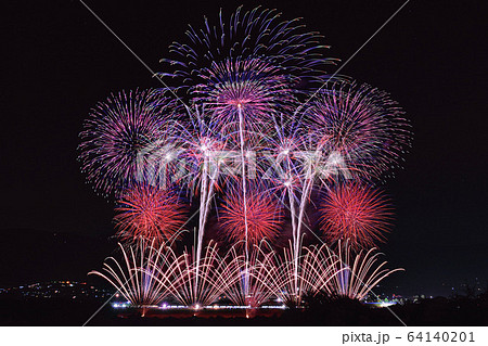 にし阿波の花火「オープニング」 にし阿波の花火「オープニング」 64140201