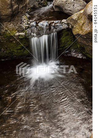 風景 滝 自然 64145551
